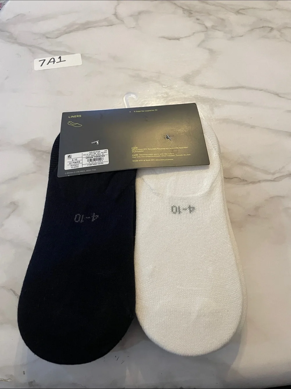 all in motion Men's 10-Pack No-Show Liner Socks - White & Black